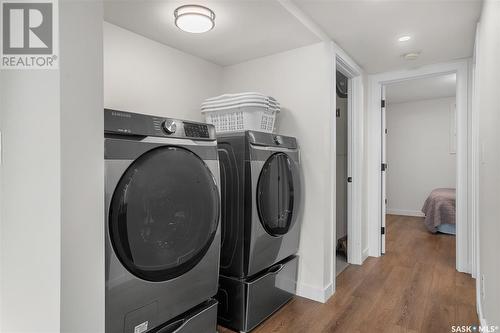 551 Fast Way, Saskatoon, SK - Indoor Photo Showing Laundry Room