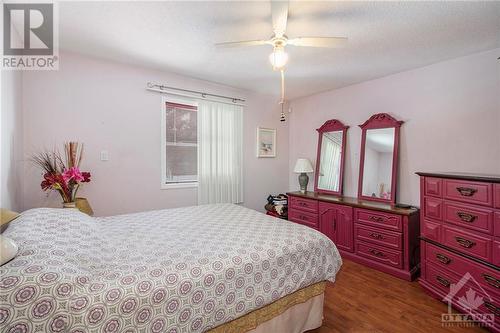 900 Scott-Dupuis Way, Orleans - Convent Glen And Area (2002 - Hiawatha Park/Convent Glen), ON - Indoor Photo Showing Bedroom