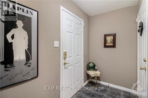 900 Scott-Dupuis Way, Ottawa, ON - Indoor Photo Showing Other Room