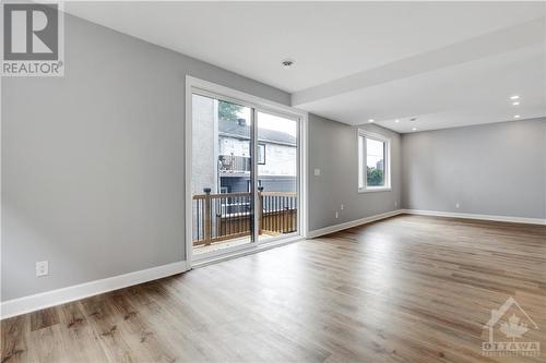 142/144 Montfort Street, Vanier And Kingsview Park (3402 - Vanier), ON - Indoor