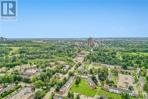 181 St Laurent Boulevard, Manor Park - Cardinal Glen And Area (3102 - Manor Park), ON - Outdoor With View