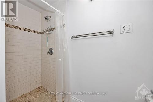 226-228 St Andrew Street, Ottawa, ON - Indoor Photo Showing Bathroom