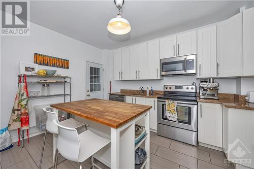 226-228 St Andrew Street, Lower Town - Sandy Hill (4001 - Lower Town/Byward Market), ON - Indoor Photo Showing Kitchen