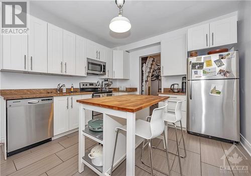 226-228 St Andrew Street, Lower Town - Sandy Hill (4001 - Lower Town/Byward Market), ON - Indoor Photo Showing Kitchen