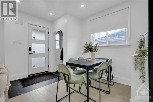 305 Olmstead Street, Ottawa, ON - Indoor Photo Showing Dining Room