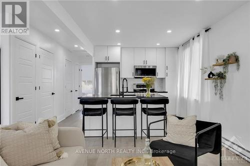 305 Olmstead Street, Ottawa, ON - Indoor Photo Showing Kitchen