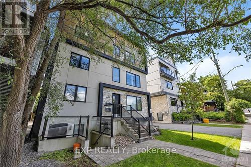 460 Nelson Street, Ottawa, ON - Outdoor