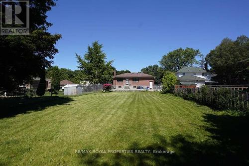 Upper - 182 Essex Avenue, Richmond Hill, ON - Outdoor