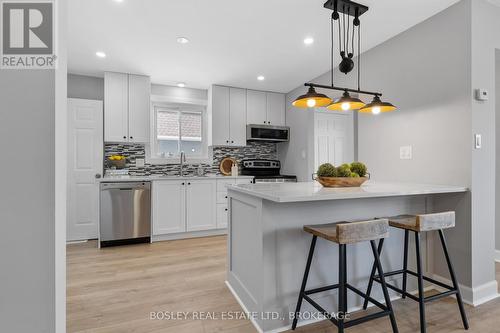 184 Keefer Road, Thorold (558 - Confederation Heights), ON - Indoor Photo Showing Kitchen With Upgraded Kitchen