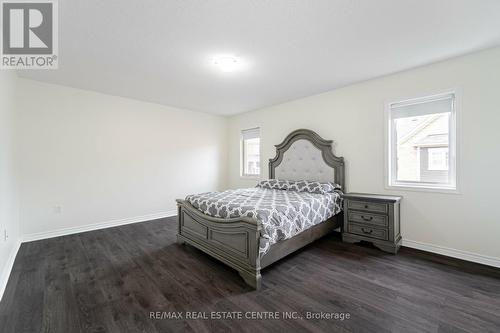 127 - 1000 Asleton Boulevard, Milton, ON - Indoor Photo Showing Bedroom