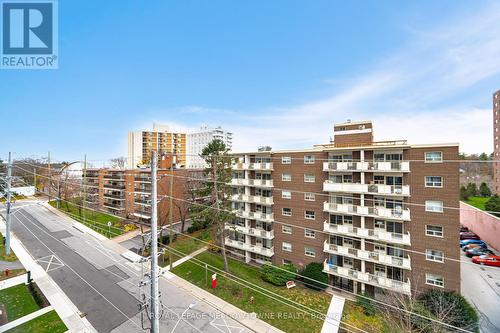 616 - 21 Park Street E, Mississauga, ON - Outdoor With Balcony