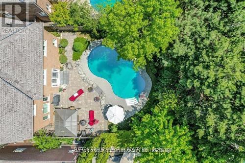 3362 Fox Run Circle, Oakville, ON - Outdoor With In Ground Pool