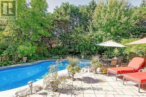 3362 Fox Run Circle, Oakville, ON - Outdoor With In Ground Pool With Deck Patio Veranda