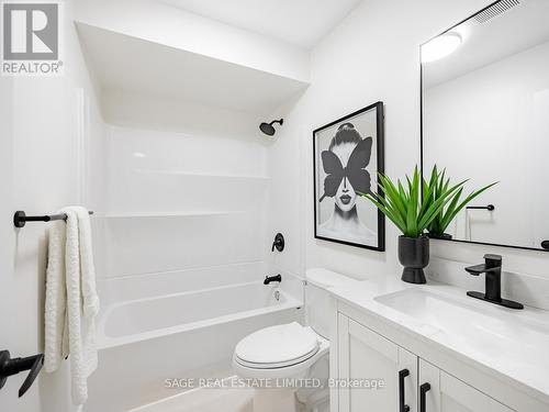 74 Mare Crescent, Toronto, ON - Indoor Photo Showing Bathroom