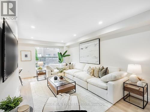 74 Mare Crescent, Toronto, ON - Indoor Photo Showing Living Room