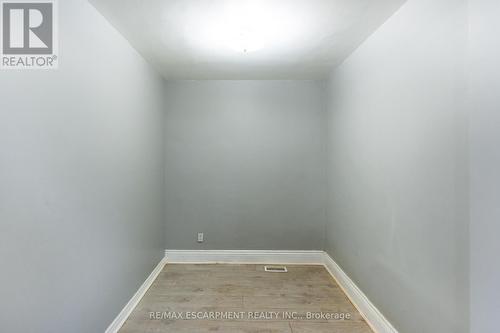 289 Roxborough Avenue N, Hamilton, ON - Indoor Photo Showing Other Room