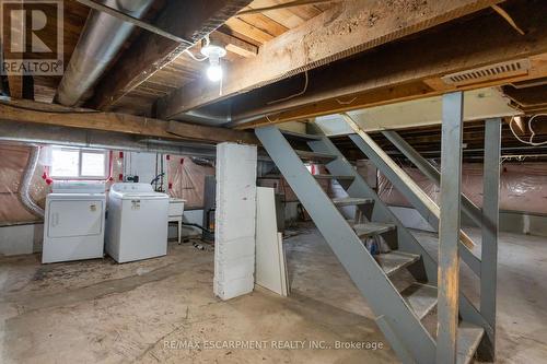 289 Roxborough Avenue N, Hamilton, ON - Indoor Photo Showing Laundry Room