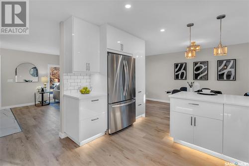 422 Crean Lane, Saskatoon, SK - Indoor Photo Showing Kitchen