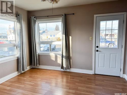 251 22Nd Street W, Battleford, SK - Indoor Photo Showing Other Room