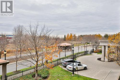 212 - 9235 Jane Street, Vaughan, ON - Outdoor