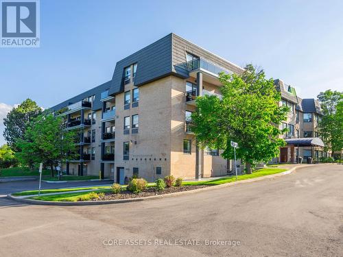 333 - 155 Main Street N, Newmarket, ON - Outdoor With Facade