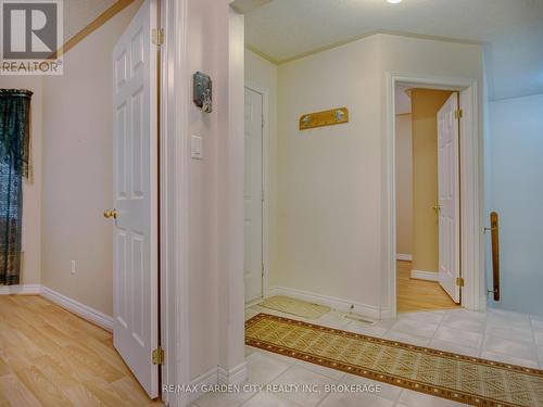 74 St. Lawrence Drive, Welland (767 - N. Welland), ON - Indoor Photo Showing Other Room