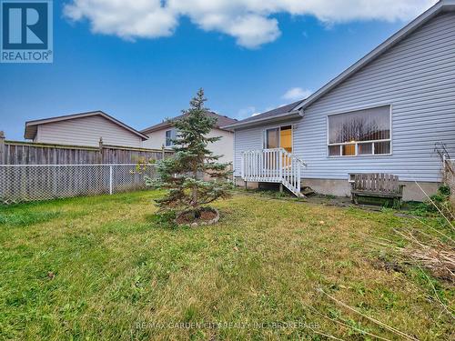 74 St. Lawrence Drive, Welland (767 - N. Welland), ON - Indoor Photo Showing Laundry Room