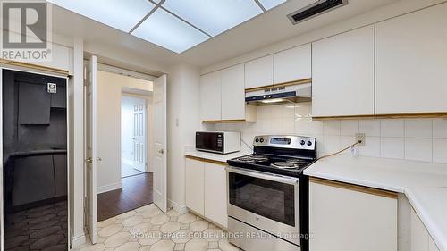 1504 - 65 Spring Garden Avenue, Toronto, ON - Indoor Photo Showing Kitchen