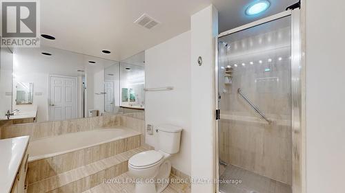 1504 - 65 Spring Garden Avenue, Toronto, ON - Indoor Photo Showing Bathroom