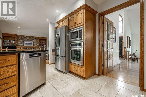 314 Braeside Court, Saskatoon, SK - Indoor Photo Showing Kitchen With Stainless Steel Kitchen