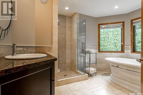 314 Braeside Court, Saskatoon, SK - Indoor Photo Showing Bathroom