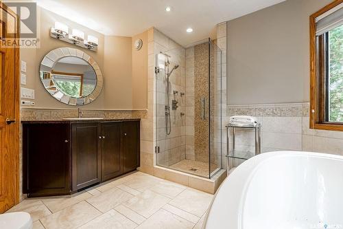 314 Braeside Court, Saskatoon, SK - Indoor Photo Showing Bathroom