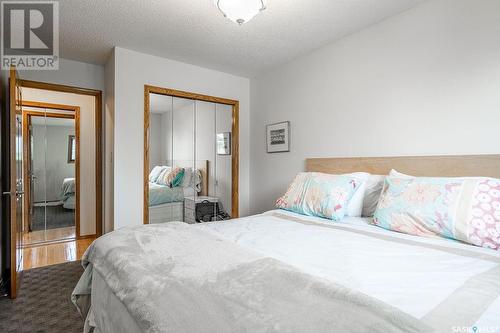 314 Braeside Court, Saskatoon, SK - Indoor Photo Showing Bedroom