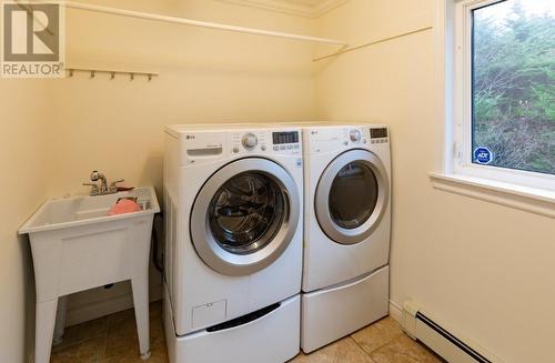 29 Red Cliff Road, Logy Bay Middle Cove Outer Cove, NL - Indoor Photo Showing Laundry Room