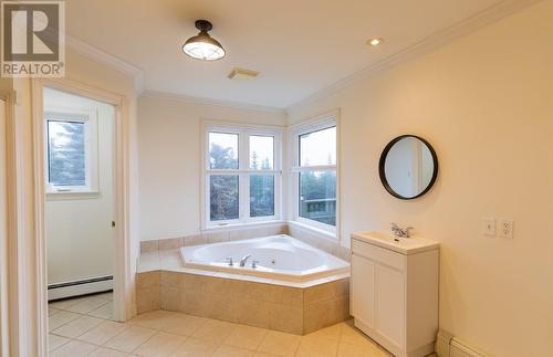 29 Red Cliff Road, Logy Bay Middle Cove Outer Cove, NL - Indoor Photo Showing Bathroom