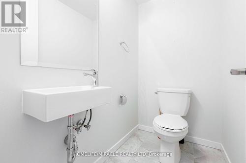 419 - 1711 Pure Springs Boulevard, Pickering, ON - Indoor Photo Showing Bathroom