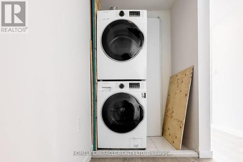 419 - 1711 Pure Springs Boulevard, Pickering, ON - Indoor Photo Showing Laundry Room