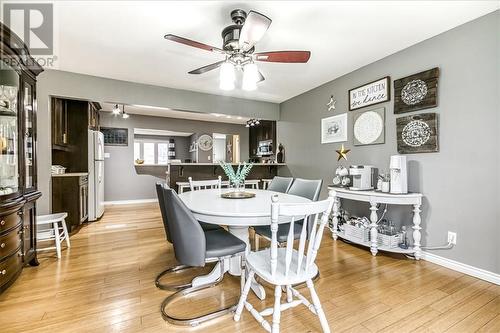 1147 Lonsdale Avenue, Greater Sudbury, ON - Indoor Photo Showing Dining Room