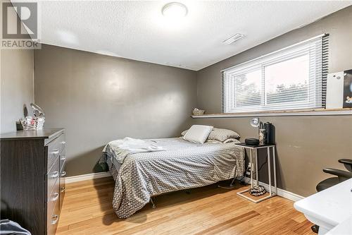 1147 Lonsdale Avenue, Greater Sudbury, ON - Indoor Photo Showing Bedroom