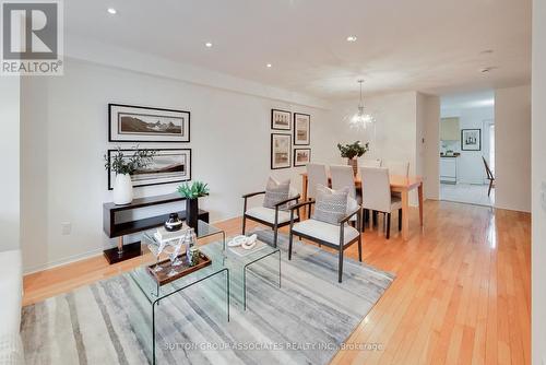 3 Minho Boulevard, Toronto, ON - Indoor Photo Showing Living Room