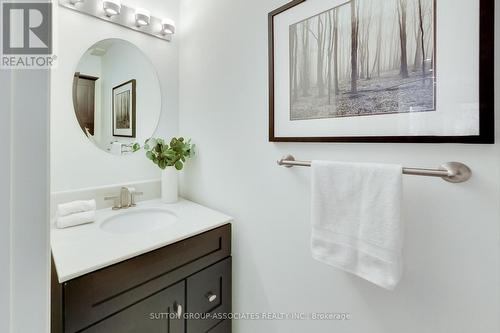 3 Minho Boulevard, Toronto, ON - Indoor Photo Showing Bathroom