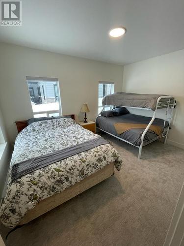 5075 Snowbird Way Unit# 8B, Big White, BC - Indoor Photo Showing Bedroom