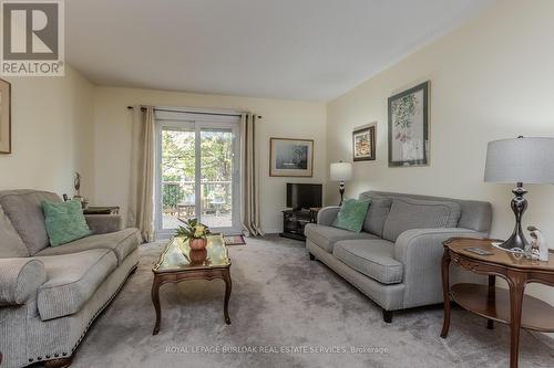 35 - 50 Rice Avenue, Hamilton, ON - Indoor Photo Showing Living Room