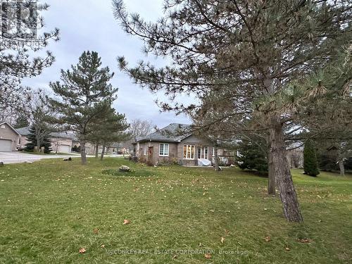 8 - 300 Franmor Drive, Peterborough (Ashburnham), ON - Outdoor