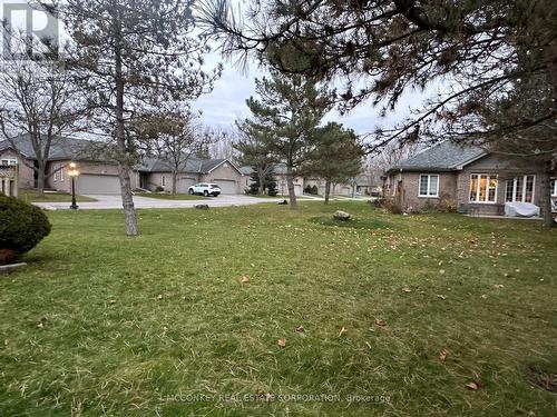 8 - 300 Franmor Drive, Peterborough (Ashburnham), ON - Outdoor