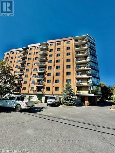 411 - 120 Barrett Court, Kingston (Kingston East (Incl Barret Crt)), ON - Outdoor With Balcony With Facade