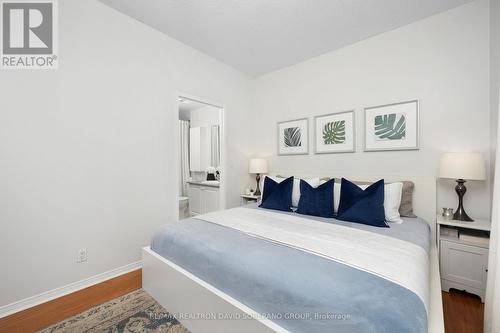 306 - 778 Sheppard Avenue W, Toronto, ON - Indoor Photo Showing Bedroom