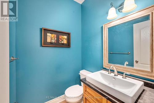 125 Deborah Drive, Strathroy-Caradoc (Ne), ON - Indoor Photo Showing Bathroom