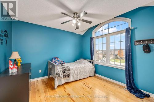 125 Deborah Drive, Strathroy-Caradoc (Ne), ON - Indoor Photo Showing Bedroom