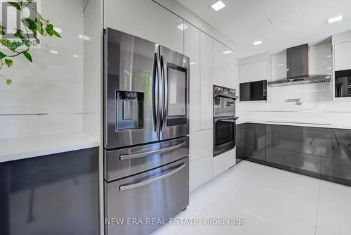 2391 Denise Road, Mississauga, ON - Indoor Photo Showing Kitchen